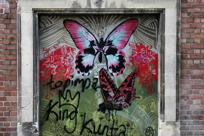 Bristol Street Art: Banksy Exploration Game and Tour - Pixel Pancho’s Mechanical Bird