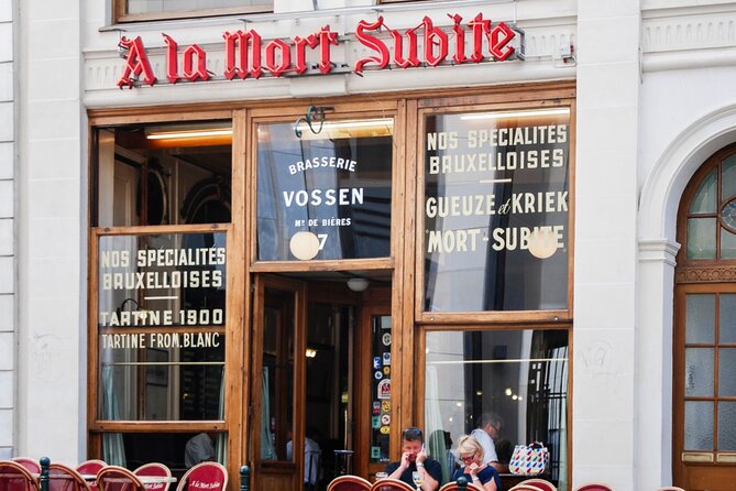Brussels Old Town & Beer Secrets: Self-Guided Puzzle Walk - La Mort Subite shows the old Brussels café mood