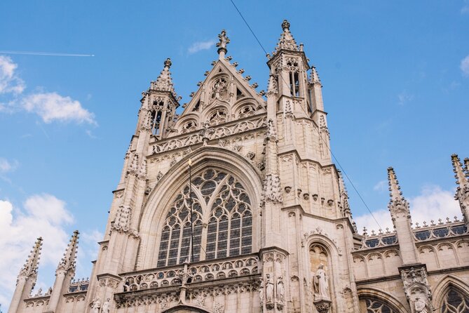 Brussels Origins of the City: Exploration Game and Tour - Finishing at the Palace of Justice