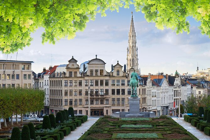 Brussels Scavenger Hunt and Highlights Self Guided Audio Tour - Mont des Arts and the walk toward the old center