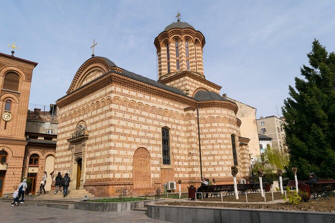 Bucharest Old Town Treasure Hunt: Walking Tour & Game - Old Town, Lipscani, and the pleasure of getting slightly lost