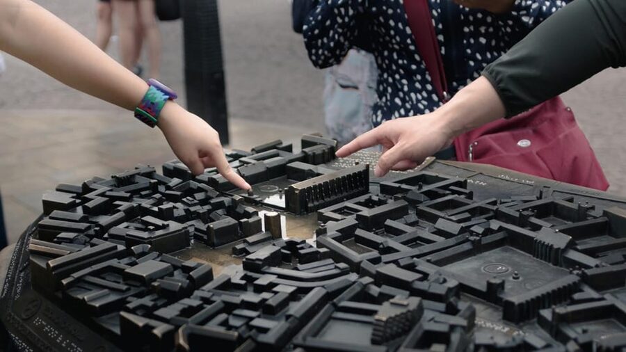 Cambridge: City Walking Tour & Exploration Game - The clock, secret society, and castle story