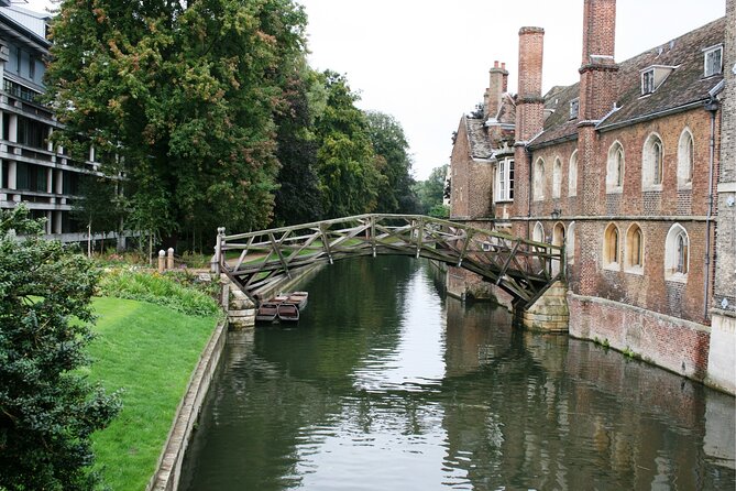 Cambridge Scavenger Hunt and Highlights Self-Guided Tour - Starting at Parker’s Piece in Cambridge