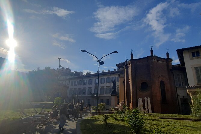 Catch the Unicorn: Self-Guided Fantasy Puzzle Quest in Milan - Starting the quest at Corso Venezia, 55