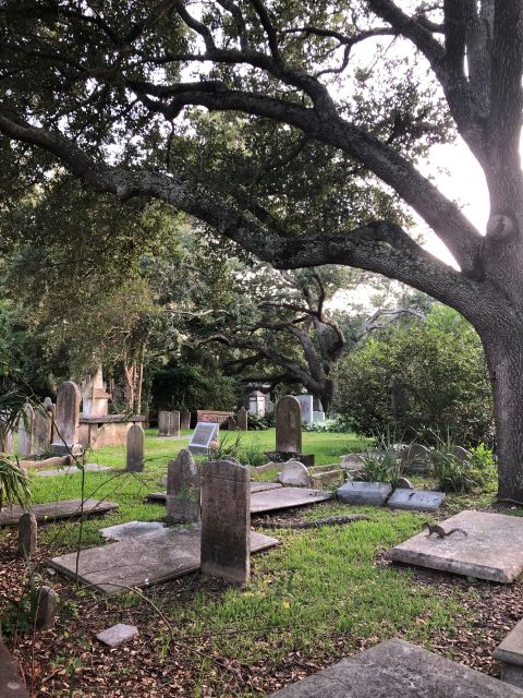 Charleston: Pirate Escape Scavenger Hunt - Finding Charleston’s quieter corners