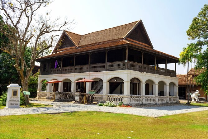 Chiang Mai Scavenger Hunt and Sights Self-Guided Tour - Tha Phae Gate and the final section