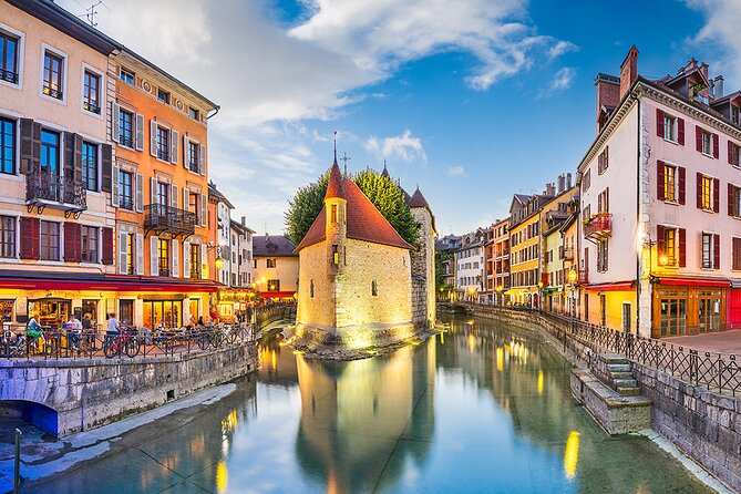City Game Annecy and the shadow of the sword - Following the route through Annecy’s old center