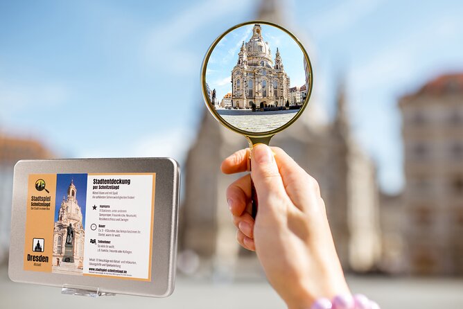 City game scavenger hunt Dresden old town - independent city tour - Starting beside the Semperoper in Theaterplatz