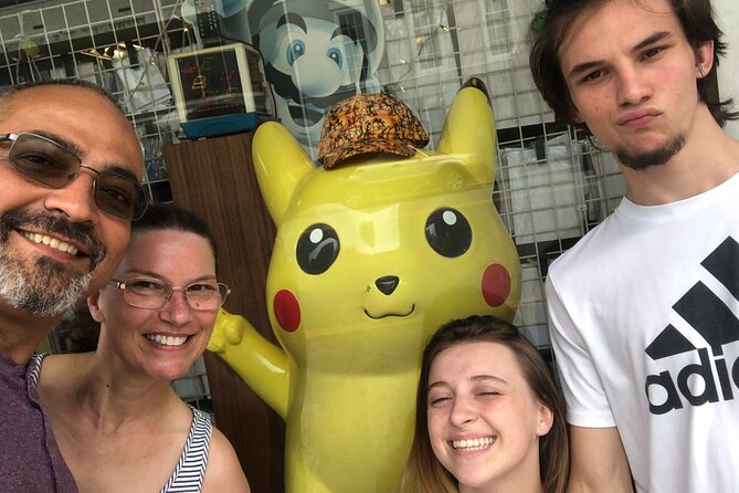 Cocoa Beach Blitz Scavenger Hunt - How the remote-hosted game works
