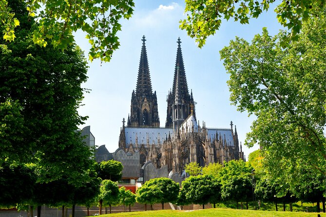 Cologne Scavenger Hunt and Highlights Self Guided Audio Tour - What $9.60 really gets you