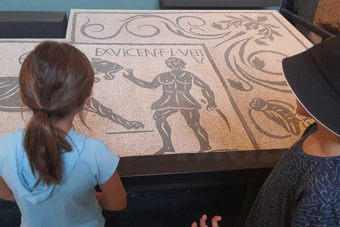 Colosseum and Roman Forum Treasure Hunt Tour for Kids & Families - Key things to know before booking