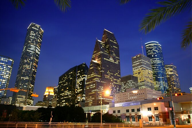 Dallas Scavenger Hunt and Highlights Self Guided Audio Tour - Key points at a glance