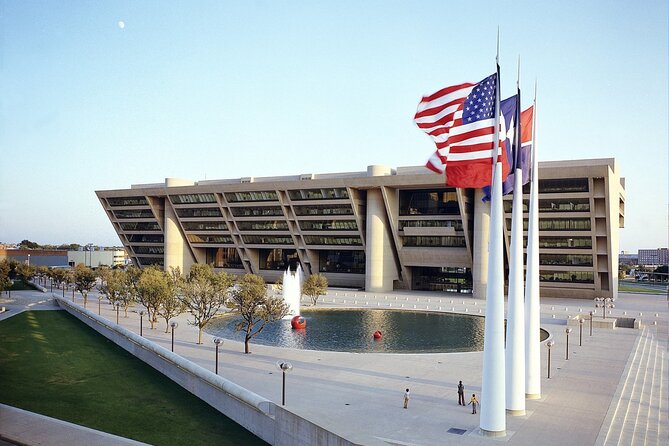 Dallas Scavenger Hunt & Self-Guided Tour - How the Explorial app changes a standard city walk