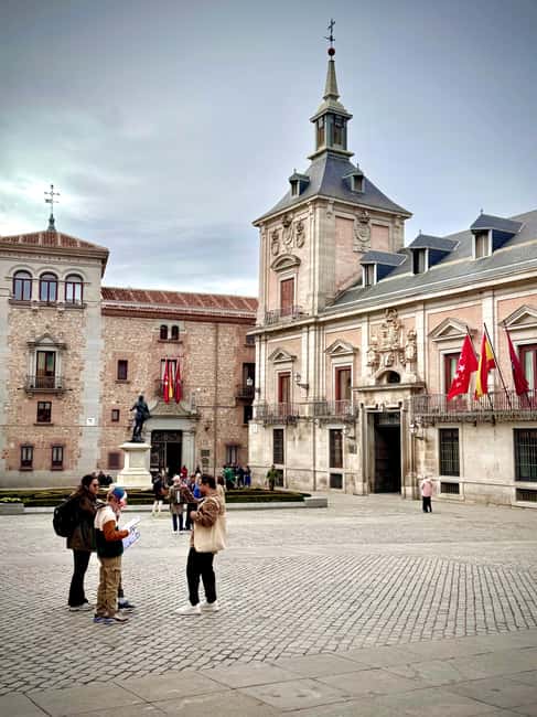 Discover Madrid: Scavenger Hunt Family Adventure - Almudena Cathedral and one of Madrid’s best views