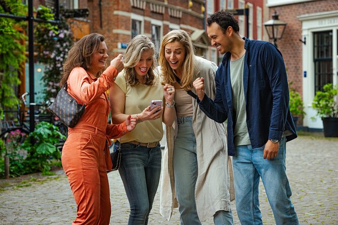 Discover Texel (Den Burg) with Self-Guided Outside Escape game - The Hogeberg stop and local institutions