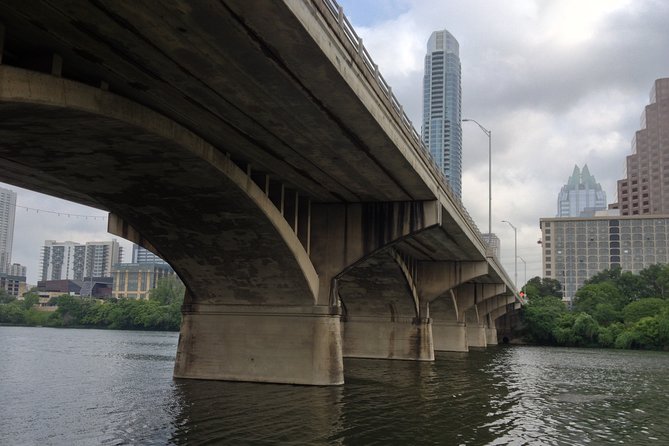 Downtown Austin Scavenger Hunt Adventure - Beginning at the Texas State Capitol