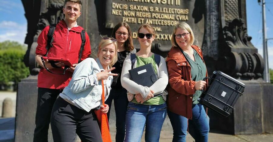 Dresden: Krimi Outdoor Escape Game “Mord am Elbufer” - Following the case along the Elbe