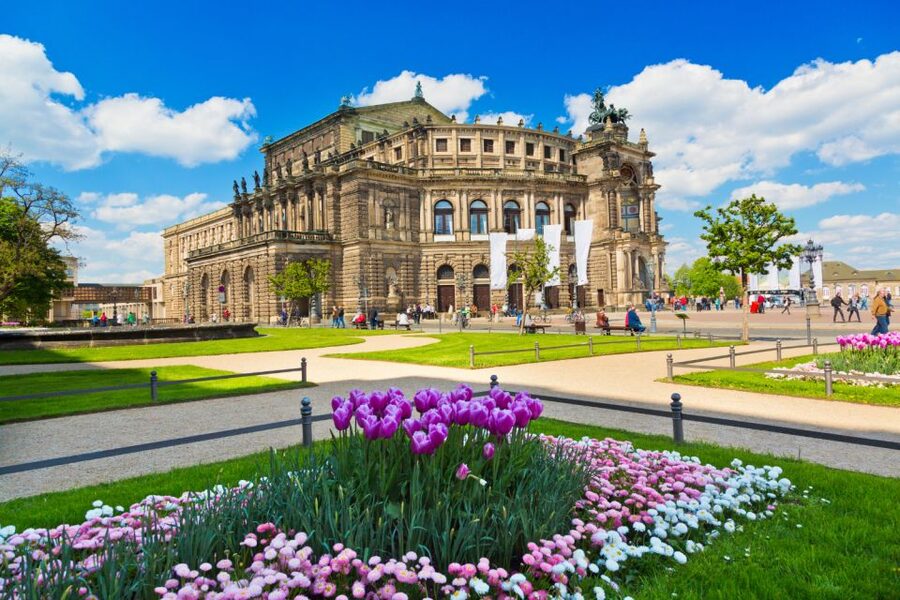 Dresden: Old Town Self-Guided Scavenger Hunt Tour - The Zwinger closes the sightseeing circuit