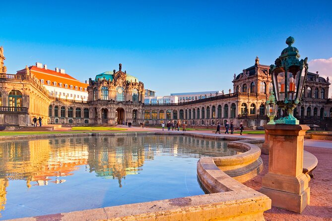 Dresden Scavenger Hunt and Highlights Self-Guided Tour - The First Attractions: Getting Your Bearings