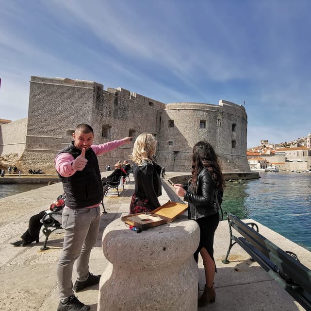 Dubrovnik: Game of Thrones Escape Game - Starting with the wooden book and five locks