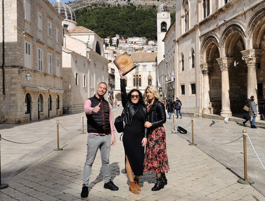 Dubrovnik: Old Town History Outdoor Escape Game - How the eight-stop puzzle route works