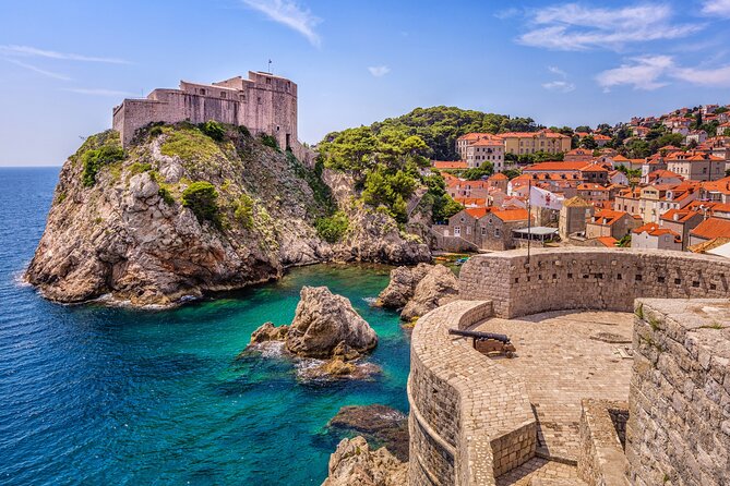 Dubrovnik Scavenger Hunt and Highlights Self Guided Audio Tour - Pile Gate and Fort Bokar: a strong opening