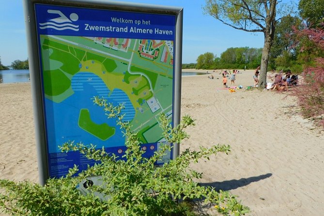 e-Scavenger hunt Almere: Explore the city at your own pace - The beach stop and the limits of the route