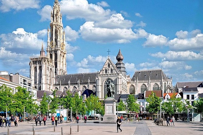 e-Scavenger hunt Antwerp: Explore the city at your own pace - Rubens, churches, and Antwerp’s artistic side