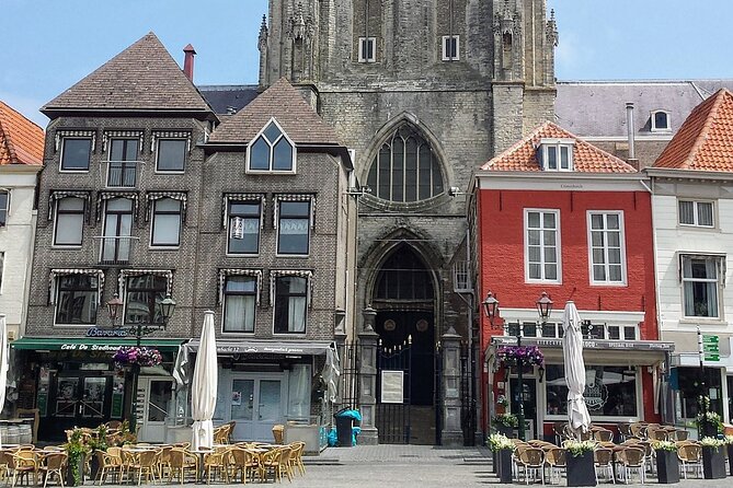 e-Scavenger hunt Bergen op Zoom: Explore the city - The Grote Markt, the city’s oldest core