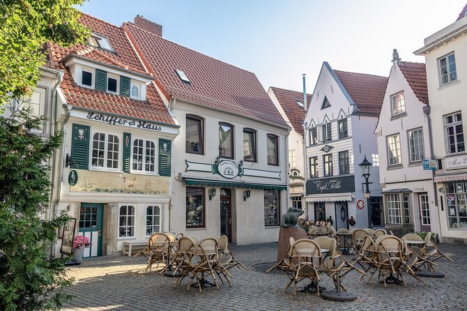 e-Scavenger hunt Bremen: Explore the city at your own pace - The short architectural lane