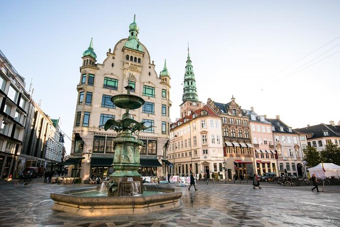 e-Scavenger hunt Copenhagen: Explore the city at your own pace - Food, art, and culture between the landmarks