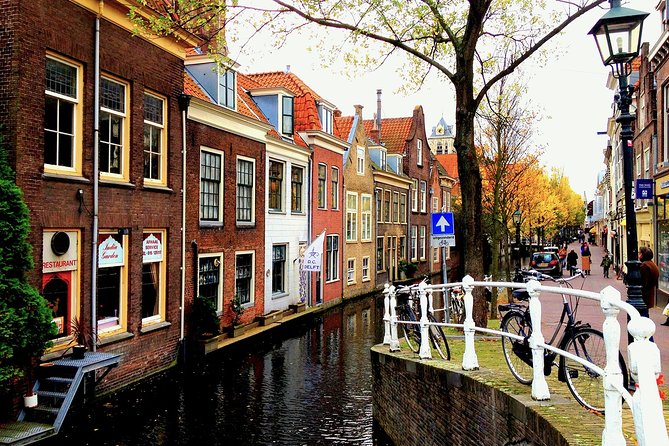 e-Scavenger hunt Delft: Explore the city at your own pace - Price, group size, and overall value