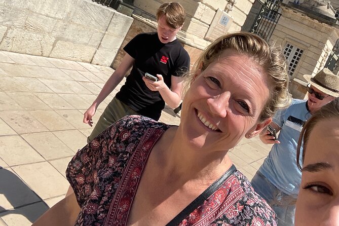 e-Scavenger hunt Dijon: Explore the city at your own pace - Place de la Liberation and the ducal heart of Dijon