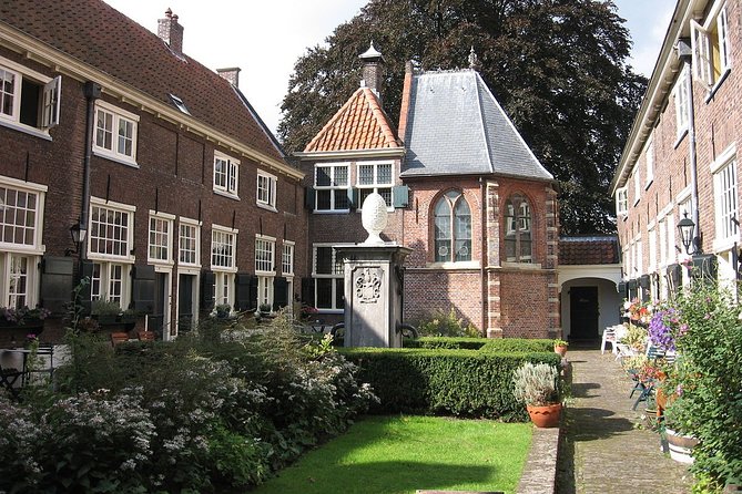 e-Scavenger hunt Haarlem: Explore the city at your own pace - Archaeology, theater, and a second Jopen stop