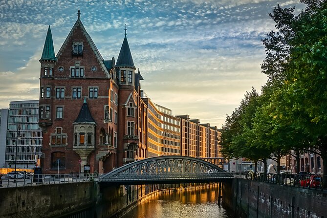 e-Scavenger hunt Hamburg: Explore the city at your own pace - Speicherstadt and Hamburg’s trading past