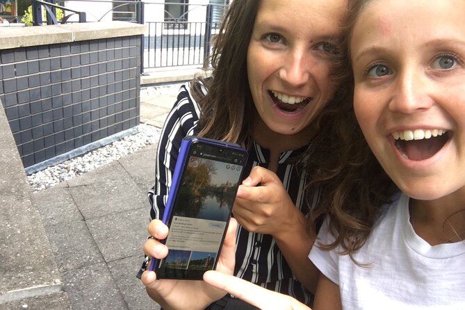 e-Scavenger hunt Koblenz: Explore the city at your own pace - Town hall and the old bridge over the Moselle