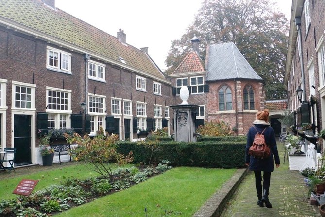 e-Scavenger hunt Leiden: Explore the city at your own pace - Pieterskerk and the old center