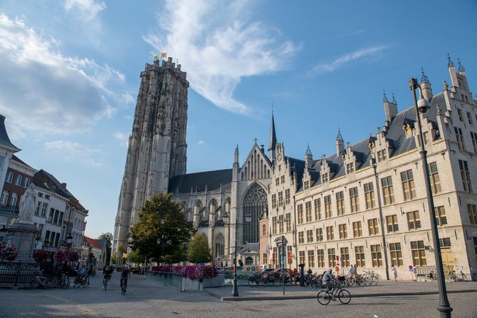 e-Scavenger hunt Mechelen: Explore the city at your own pace - From the Dyle Path to Grote Markt