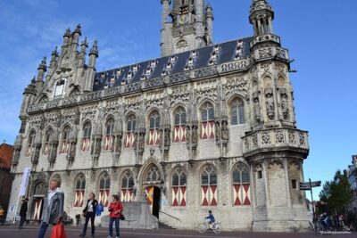 e-Scavenger hunt Middelburg: Explore the city at your own pace