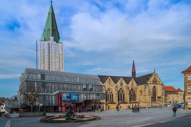 e-Scavenger hunt Paderborn: Explore the city at your own pace - Abdinghof Monastery and its 1015 foundation