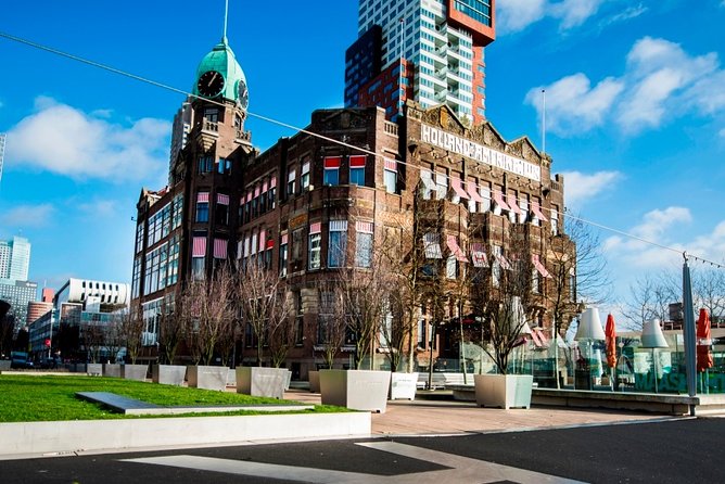 e-Scavenger hunt Rotterdam: Explore the city at your own pace - Price, group size, and what you really receive