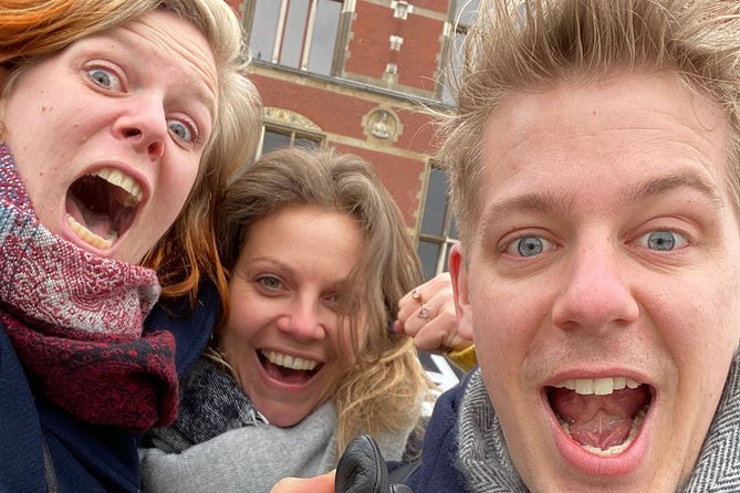 e-Scavenger hunt Rotterdam: Explore the city at your own pace - Art, skyline views, and the Euromast
