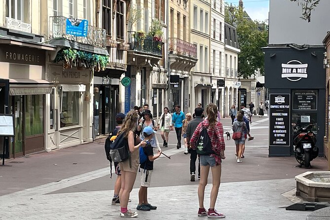 e-Scavenger hunt Rouen: Explore the city at your own pace - Art, ironwork, and Rue Eau de Robec