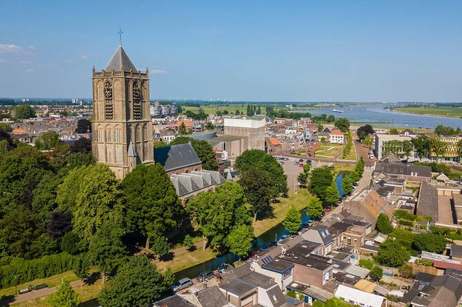 e-Scavenger hunt Tiel: Explore the city at your own pace - Flipje and Tiels jam-making story