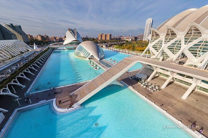 e-Scavenger hunt Valencia: Explore the city at your own pace - Price, pace, and what you actually receive