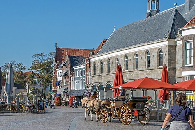 e-Scavenger hunt Zierikzee: Explore the city at your own pace - The Town Hall Museum on Meelstraat