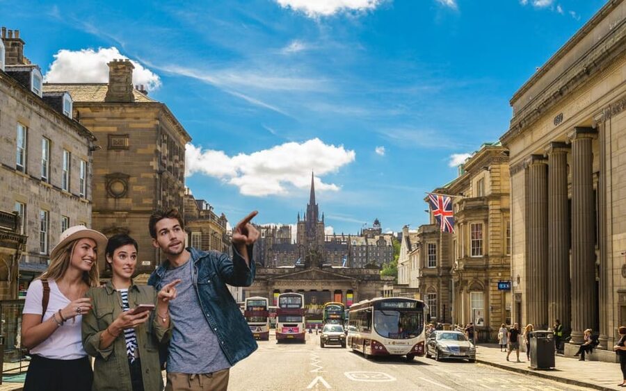Edinburgh New Town: City Walking Tour & Exploration Game - A playful way to see Edinburgh New Town