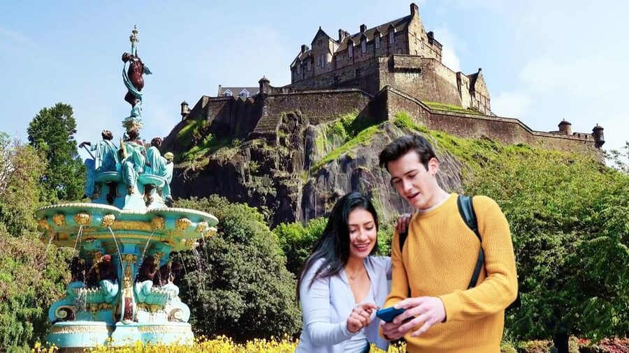 Edinburgh New Town: City Walking Tour & Exploration Game - Starting high on Calton Hill
