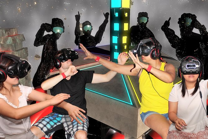 Entermission Sydney 60min Virtual Reality Escape Rooms - Health, glasses, and comfort details