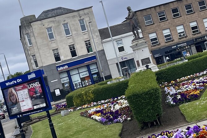 Escape Burns' Hame Toun: Outdoor Puzzle Game in Ayr - Blackfriars Walk and old Ayr details